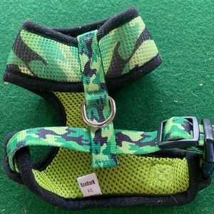Green camo dog harness